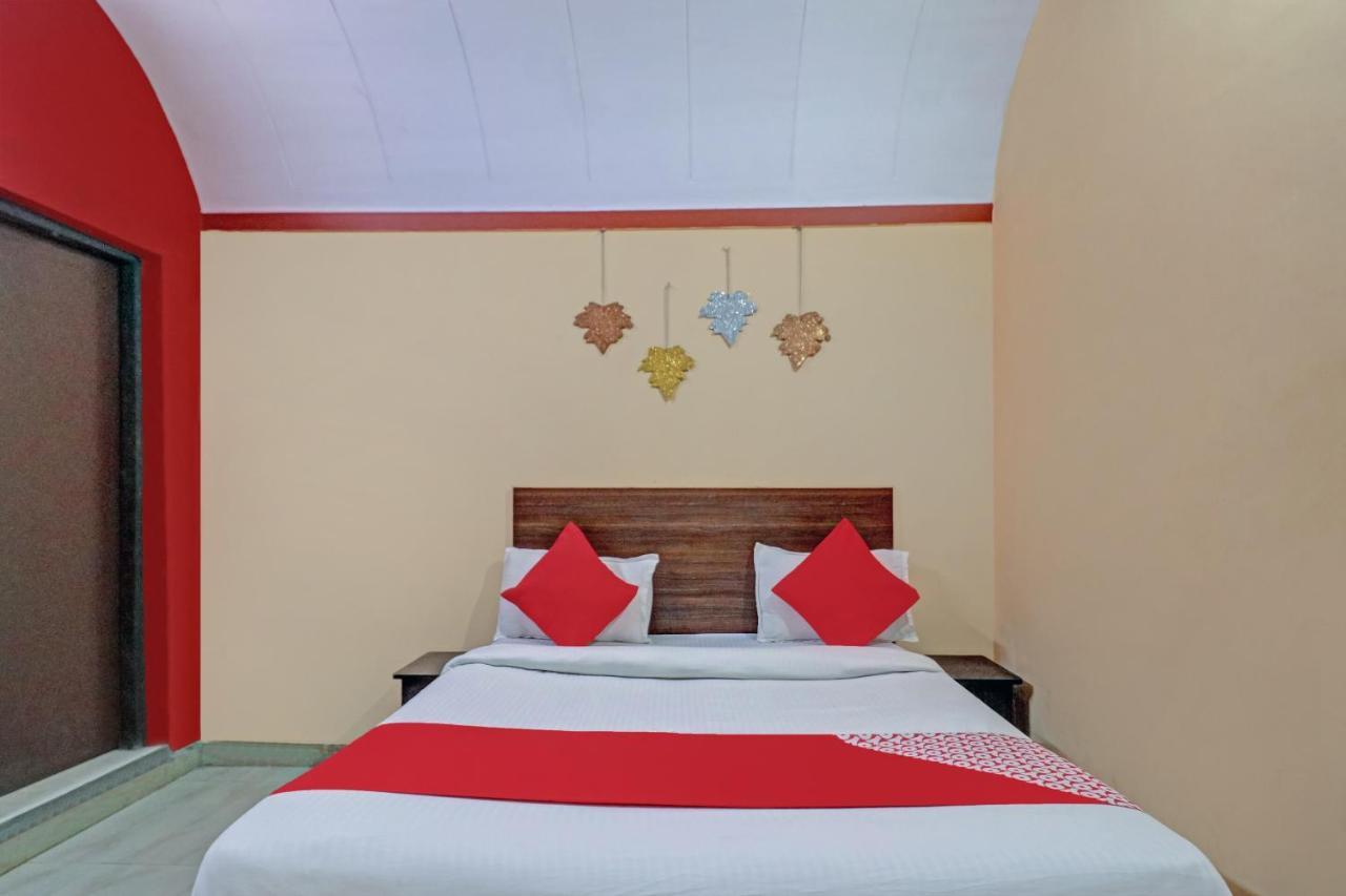 OYO 73491 Rj Villa Indirapuram Esterno foto