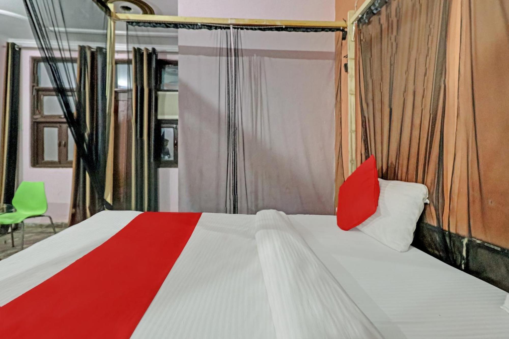 OYO 73491 Rj Villa Indirapuram Esterno foto